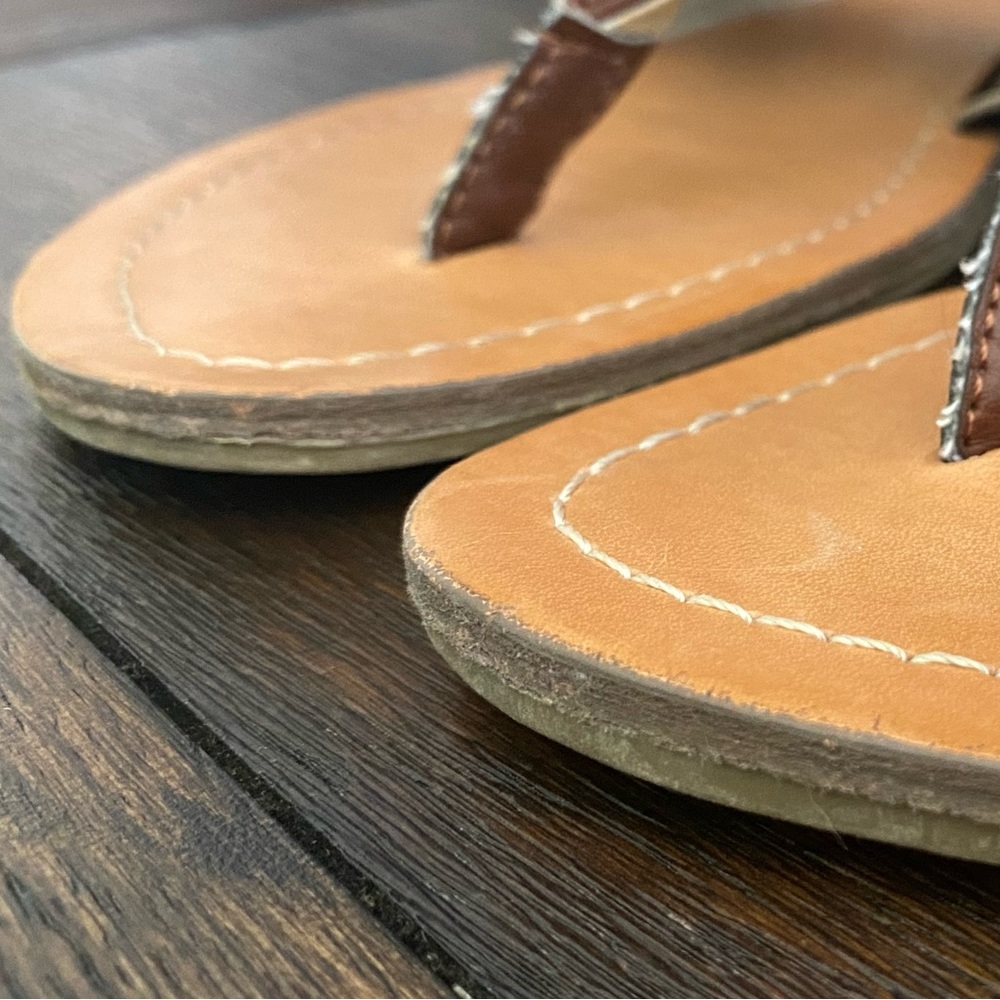 Guess Sandals - Picture 8 of 14